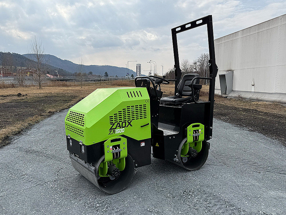 ROAD ROLLER ZR1500